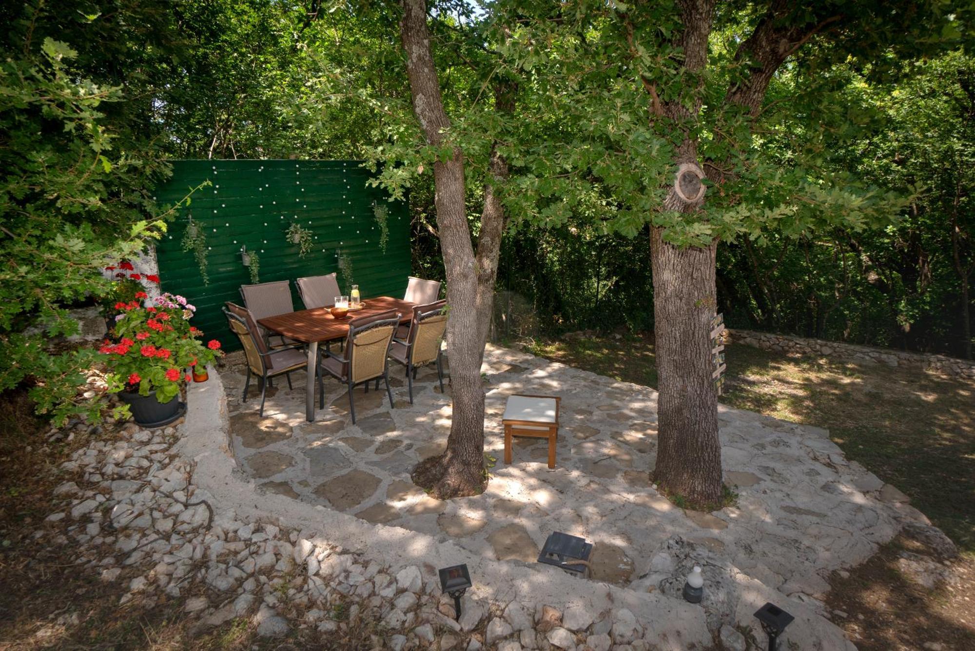 Apartments Srdanovic Omiš Zewnętrze zdjęcie