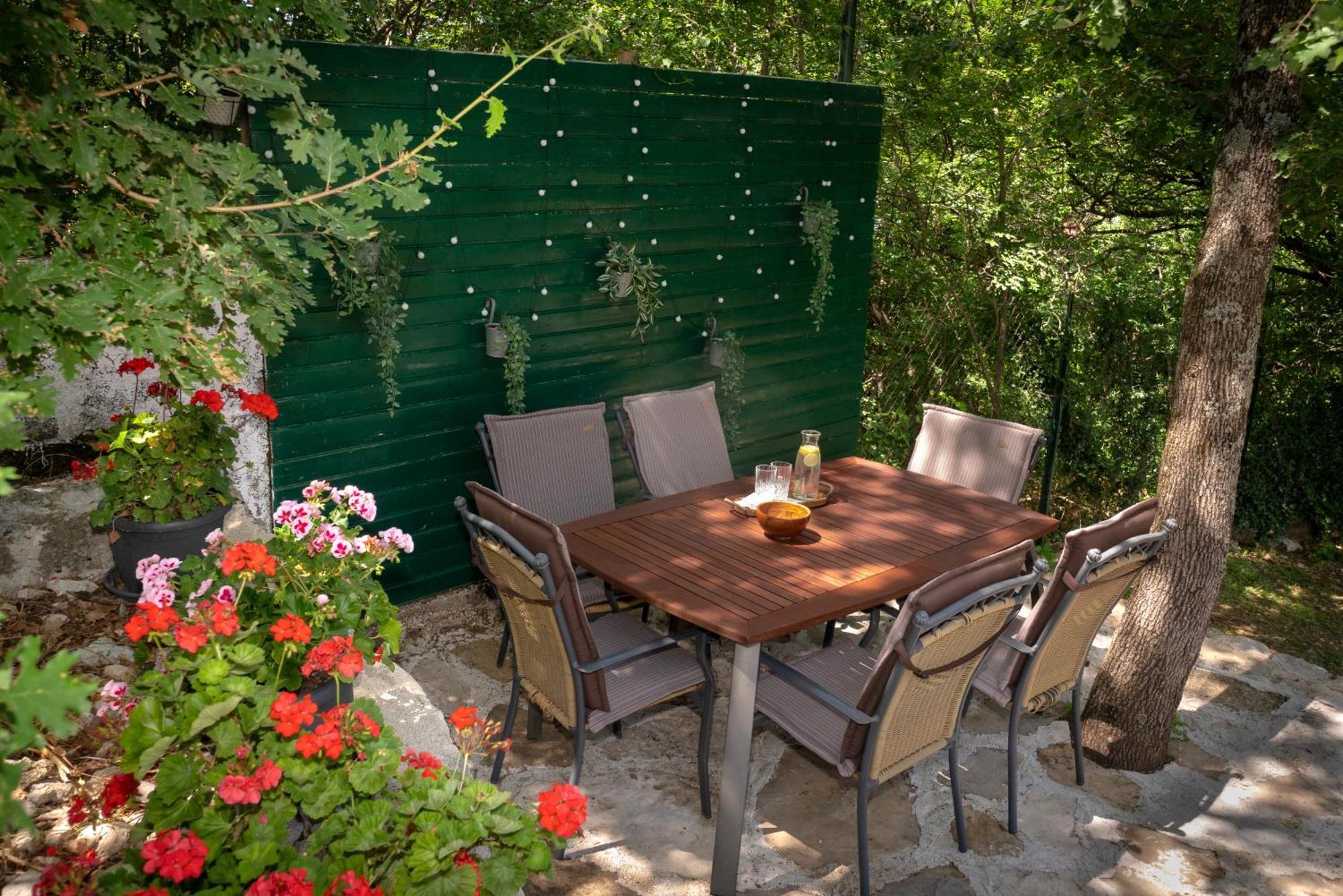 Apartments Srdanovic Omiš Zewnętrze zdjęcie
