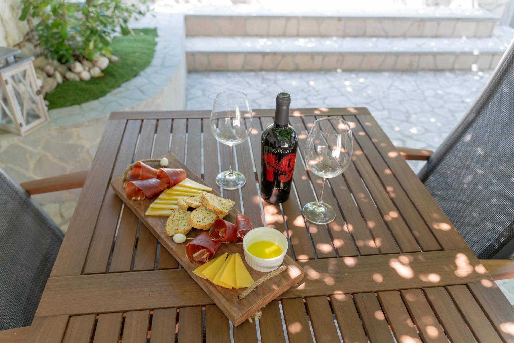 Apartments Srdanovic Omiš Zewnętrze zdjęcie