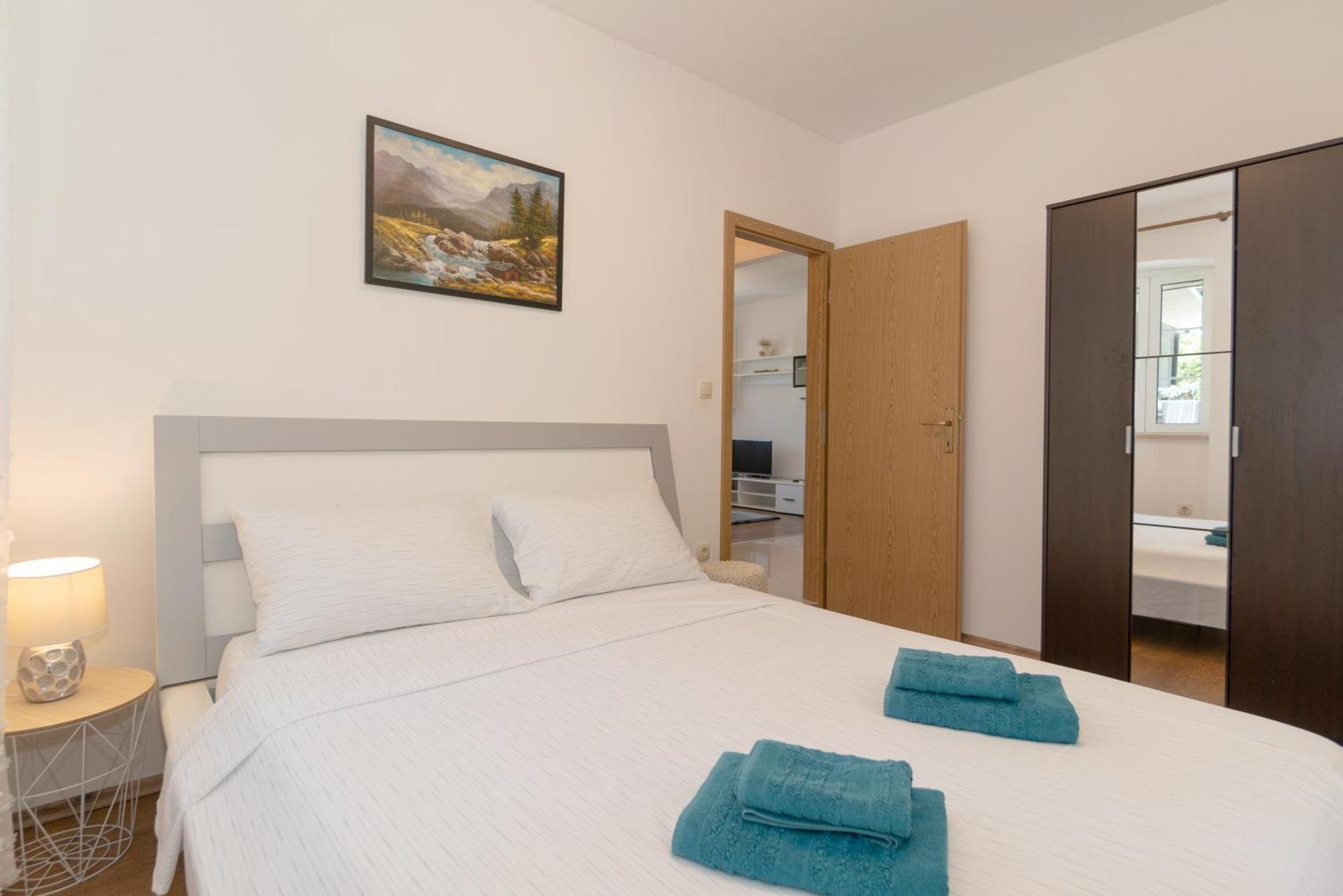Apartments Srdanovic Omiš Zewnętrze zdjęcie